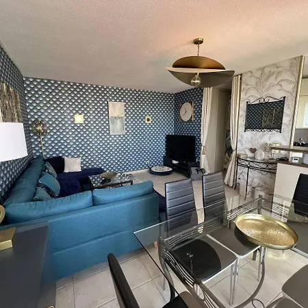 T3 Avec Terrasse Et Vue Mer, Parking, Wi-fi - 6 Personnes - Fr-1-81-590 * Le Barcares