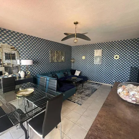 T3 Avec Terrasse Et Vue Mer, Parking, Wi-fi - 6 Personnes - Fr-1-81-590 *