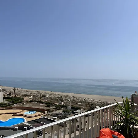 T3 Avec Terrasse Et Vue Mer, Parking, Wi-fi - 6 Personnes - Fr-1-81-590 * Le Barcarès