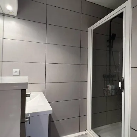 T3 Avec Terrasse Et Vue Mer, Parking, Wi-fi - 6 Personnes - Fr-1-81-590 Le Barcares