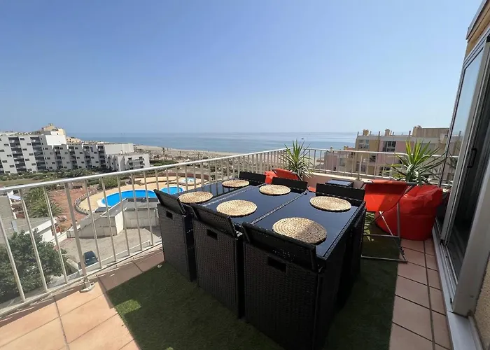 T3 Avec Terrasse Et Vue Mer, Parking, Wi-fi - 6 Personnes - Fr-1-81-590 *