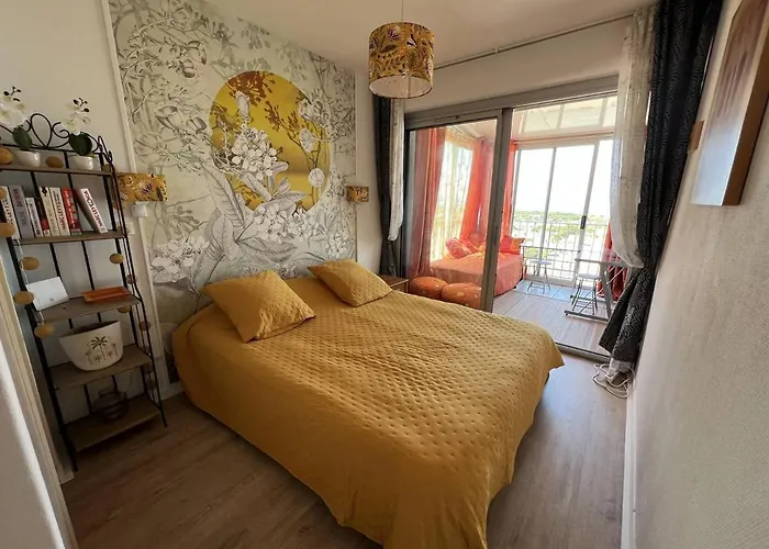 T3 Avec Terrasse Et Vue Mer, Parking, Wi-fi - 6 Personnes - Fr-1-81-590 Apartment *