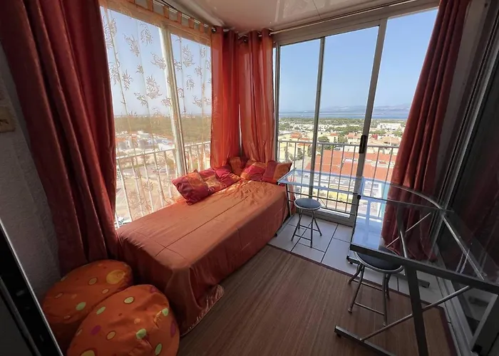 T3 Avec Terrasse Et Vue Mer, Parking, Wi-fi - 6 Personnes - Fr-1-81-590 Apartment *