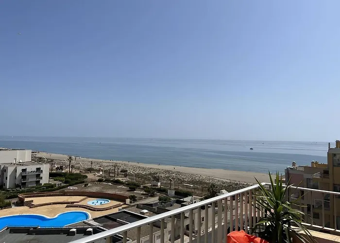 T3 Avec Terrasse Et Vue Mer, Parking, Wi-fi - 6 Personnes - Fr-1-81-590 * Le Barcares